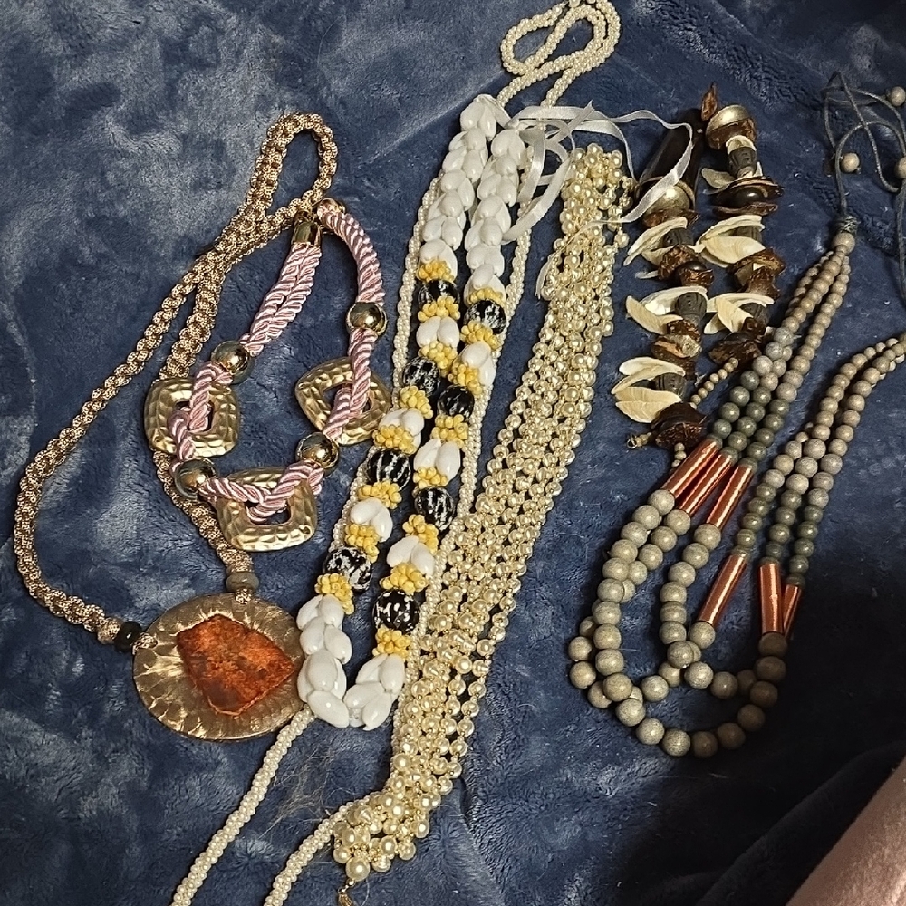 Elegant Multi-Color Beaded Necklace Set
